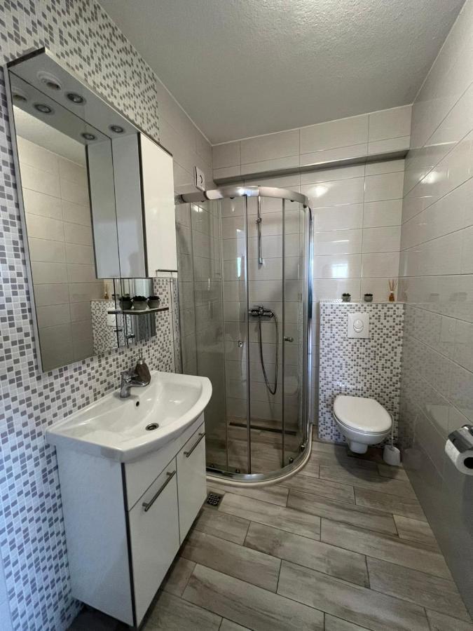 Apartments Villa Nova With Pool Μακάρσκα Εξωτερικό φωτογραφία