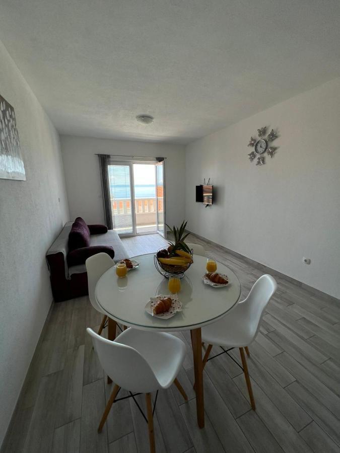 Apartments Villa Nova With Pool Μακάρσκα Εξωτερικό φωτογραφία