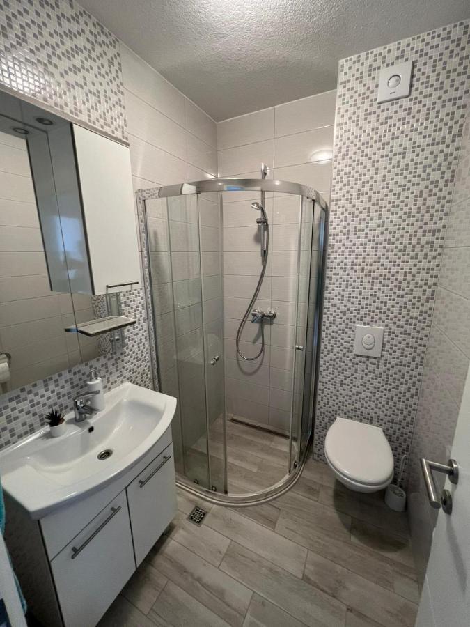 Apartments Villa Nova With Pool Μακάρσκα Εξωτερικό φωτογραφία